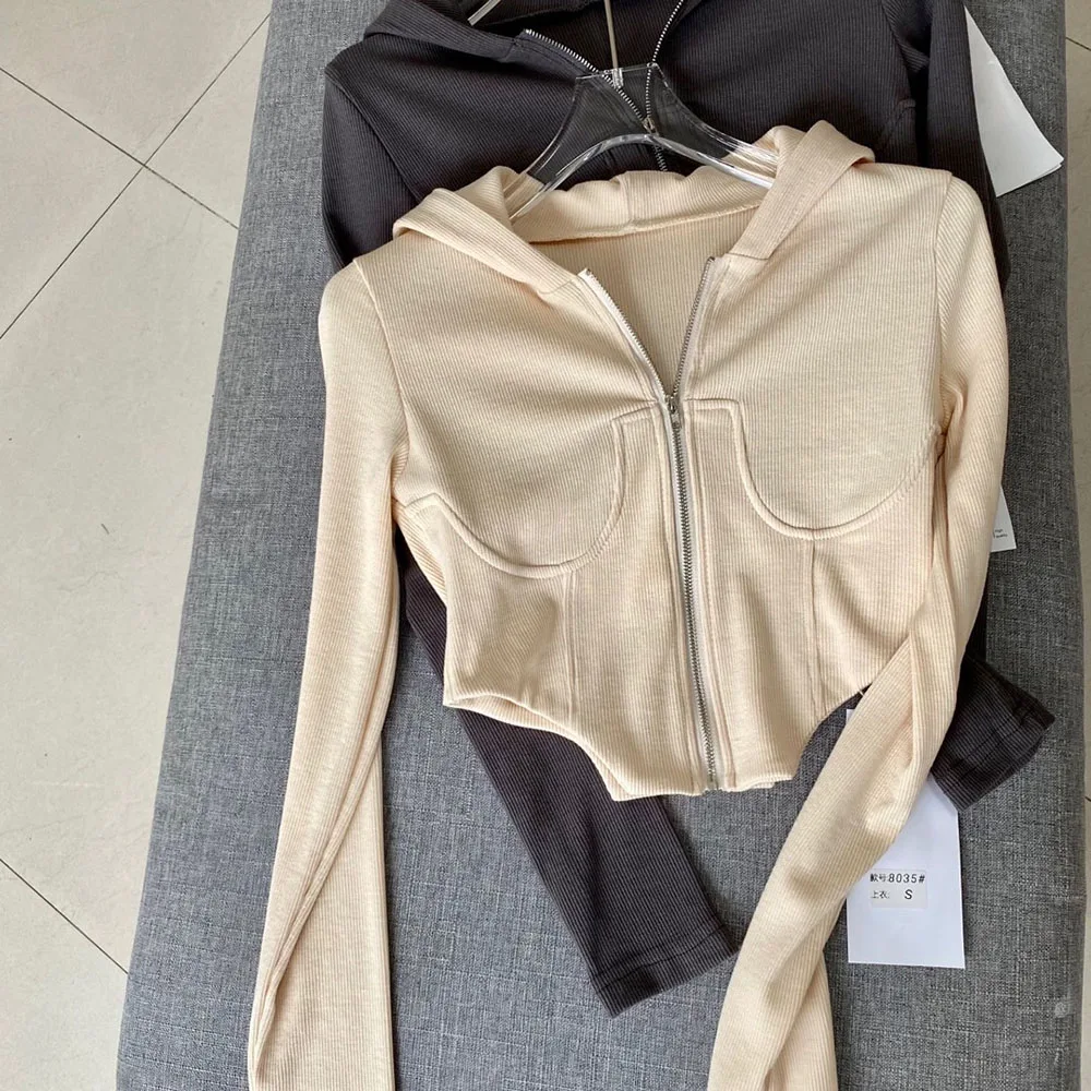 

Женская Осенняя новая Толстовка 2021 года, Повседневная модная трендовая однотонная куртка на молнии с длинными рукавами в пригородном стиле