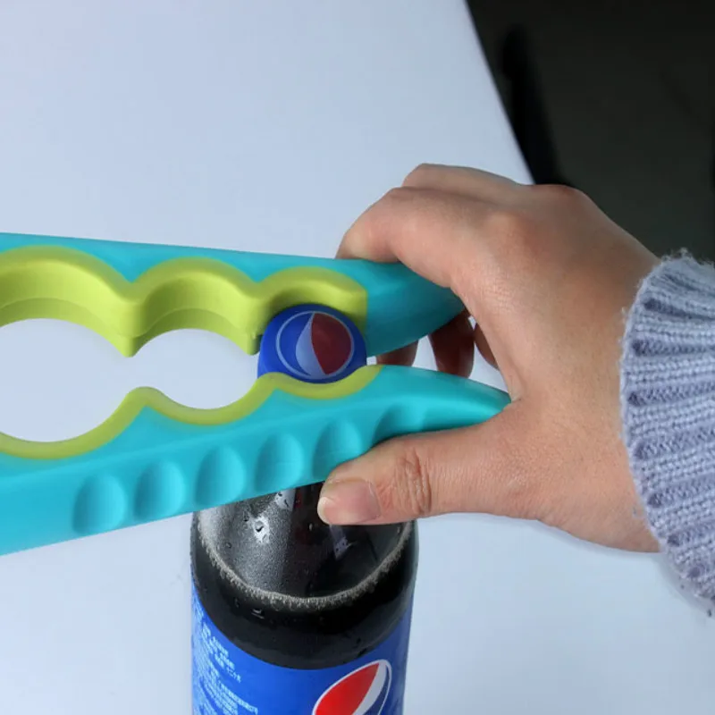 

Kitchen Tool Gourd Shape Jar Glass Lid Bottle Cap Opener Twist Can Opener