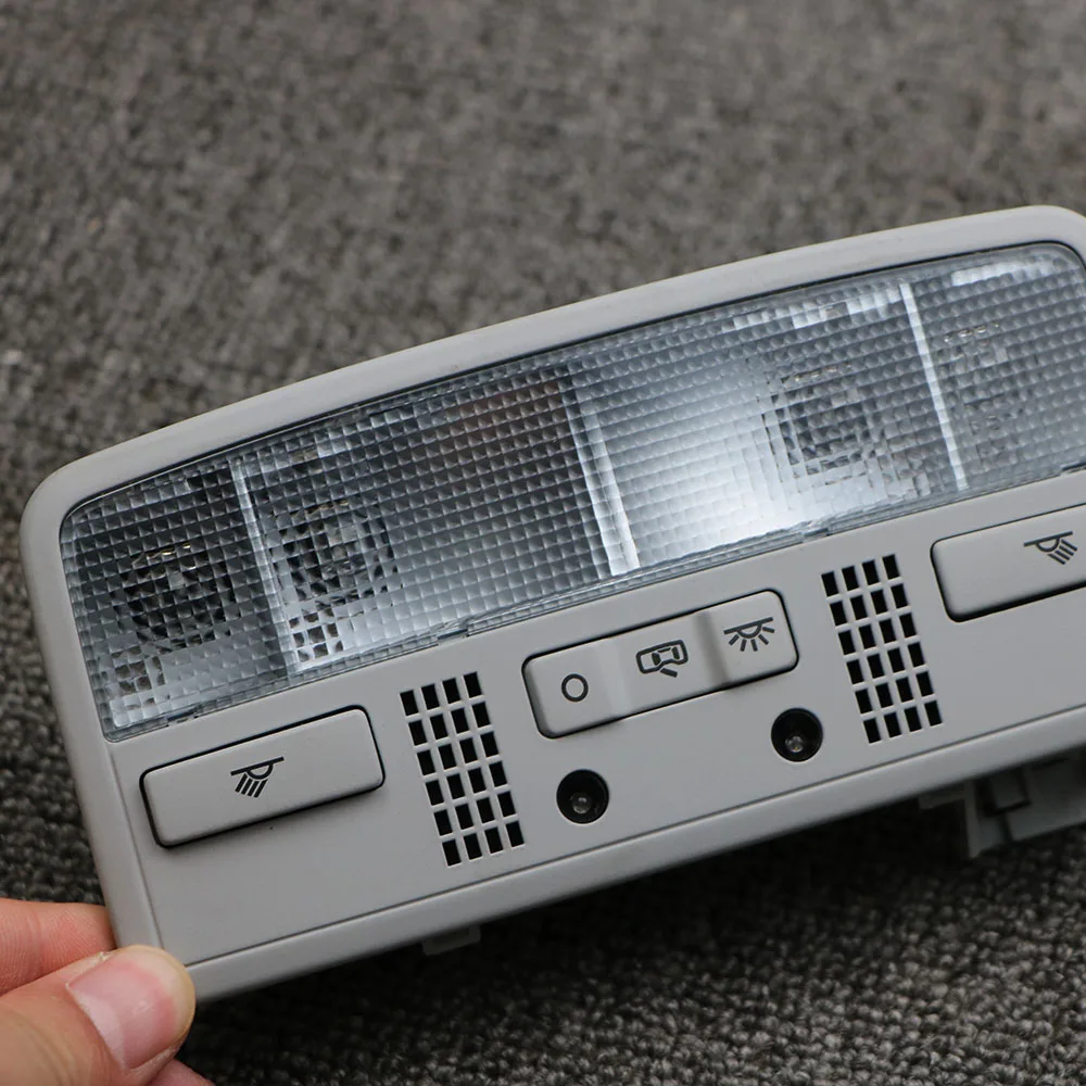 Серый салона Чтение светильник плафона переключатель Красный для VW Passat B5 1 8 T 2.0L