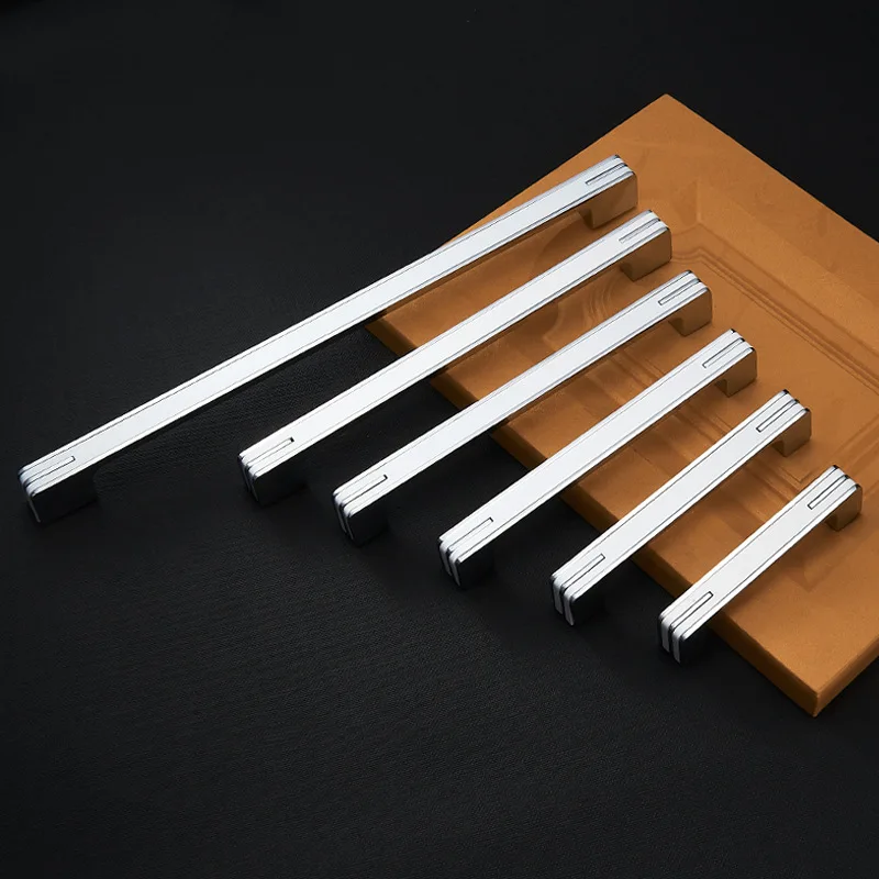 Современные модные черные хромированные дверные ручки шкафа KK & FING и