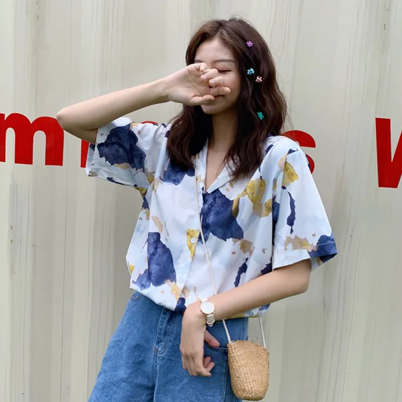 

Women Retro Summer Cartoon Print Slim Short Sleeve Lapel Single Buckle Casual Blouse