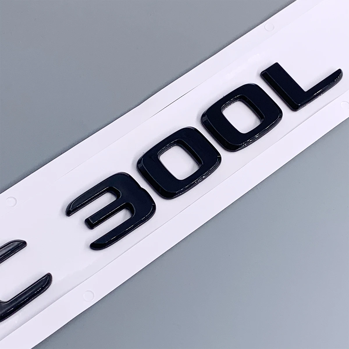 Оригинальный размер 1:1 эмблема заднего хвоста автомобиля с номером буквы стикер