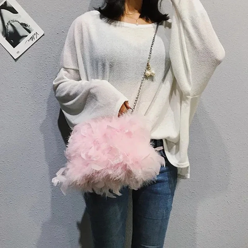 

2021 New Furry Small Square Bag With One Shoulder, Diagonal, And Hand-held Fashion Feather Bag For Women