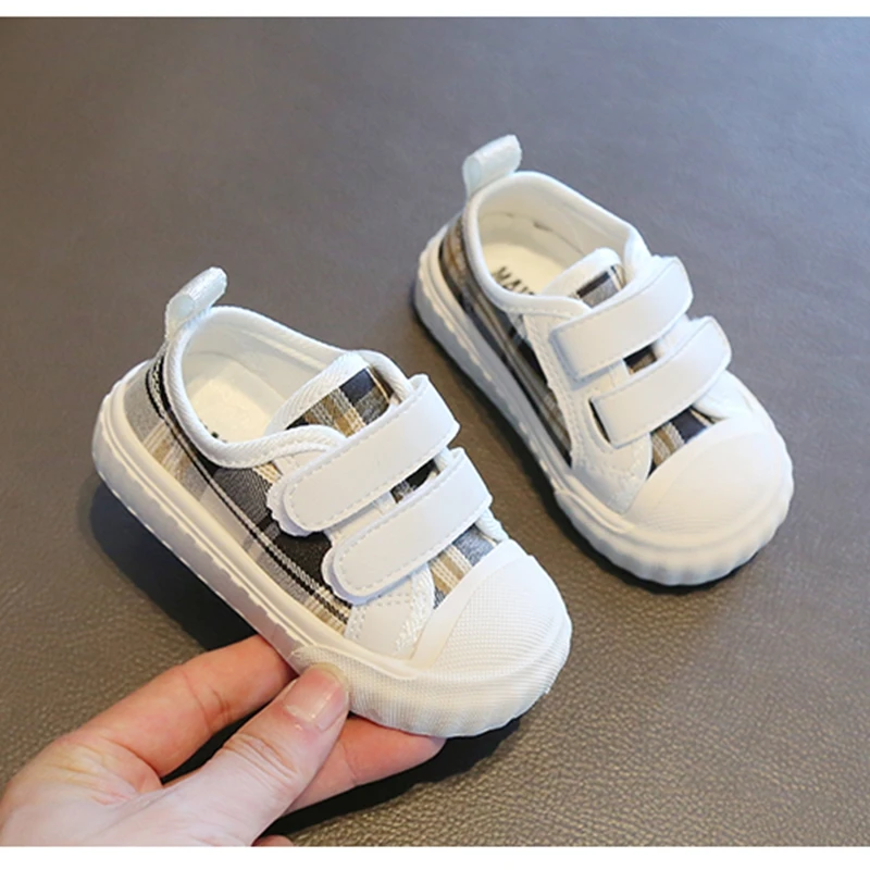 

12.5-16cm Brand Toddler Shoes Boys Girls Canvas Breathable Sneakers,Soft Classic Kids 0-3Years Spring Autumn First Walkers