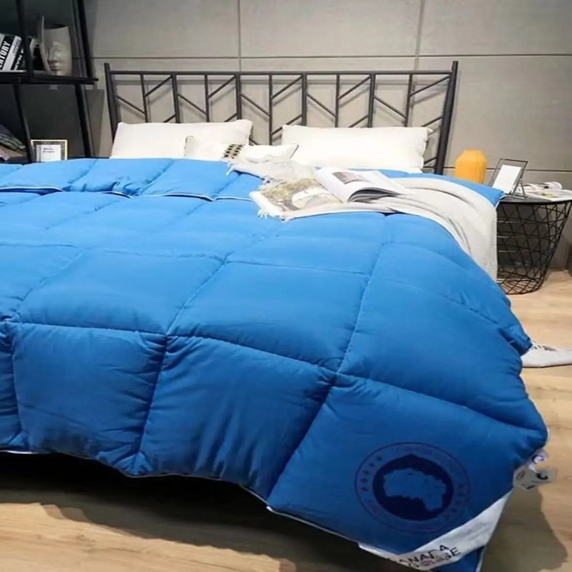 

Factory Directly Sale Cores Comforter Inner Duvet with FEATHER FABRIC Winter Comforter Warm Down Quilt