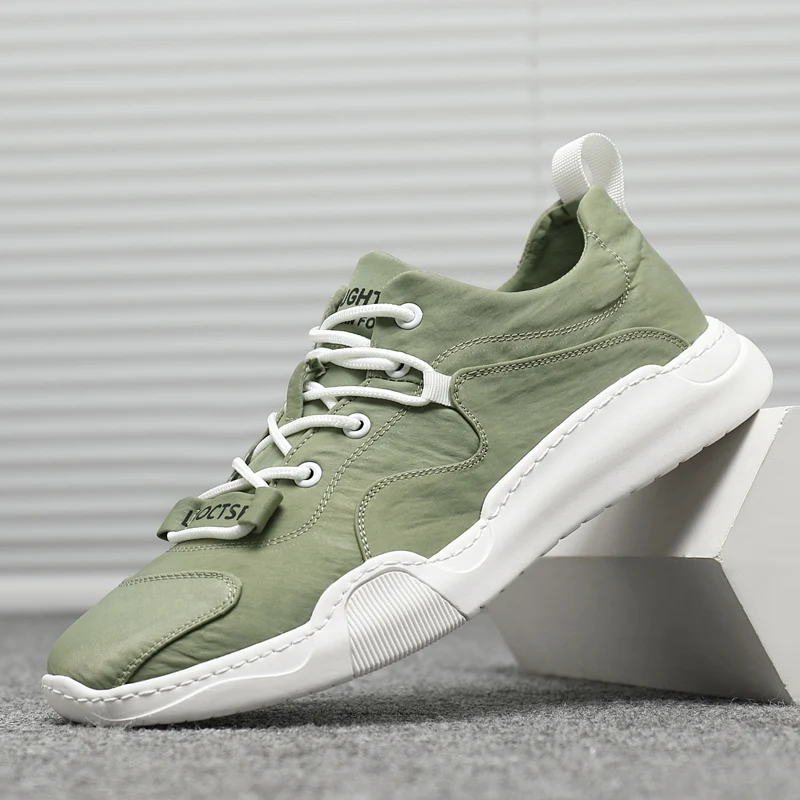 

Spring and Autumn 2021 New Flat Deodorant Casual Shoes Men All-match Sports Shoes Male Comfortable Lace-up Soft Bottom Men Shoes