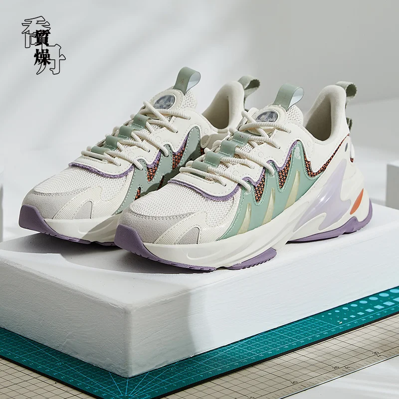 Dry sports shoes women's shoes 2021 winter new women's thick net casual shoes Retro Running Shoes