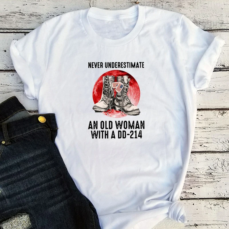

Never Underestimate and Old Woman Sweatshirt 2020 Woman Casual Women Korean Letter Pullovers Oversized Hoodie