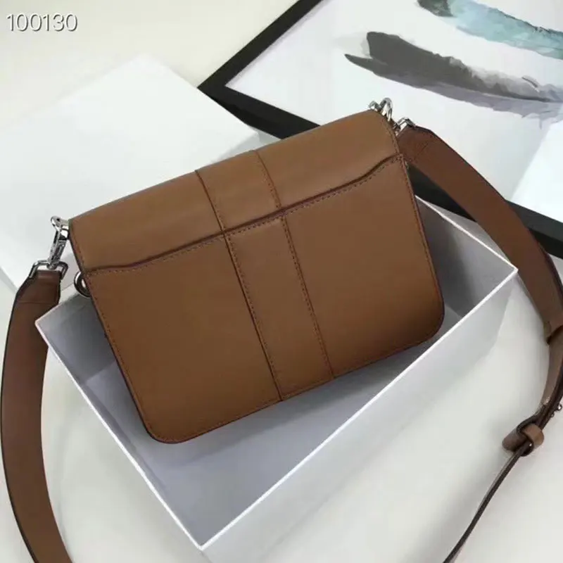 

2021 new chain bag leather envelope messenger bag, vacation leisure fashion one-shoulder messenger bag