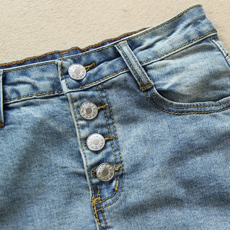 Джинсовая женская облегающая юбка модная пикантная однобортная джинсовая