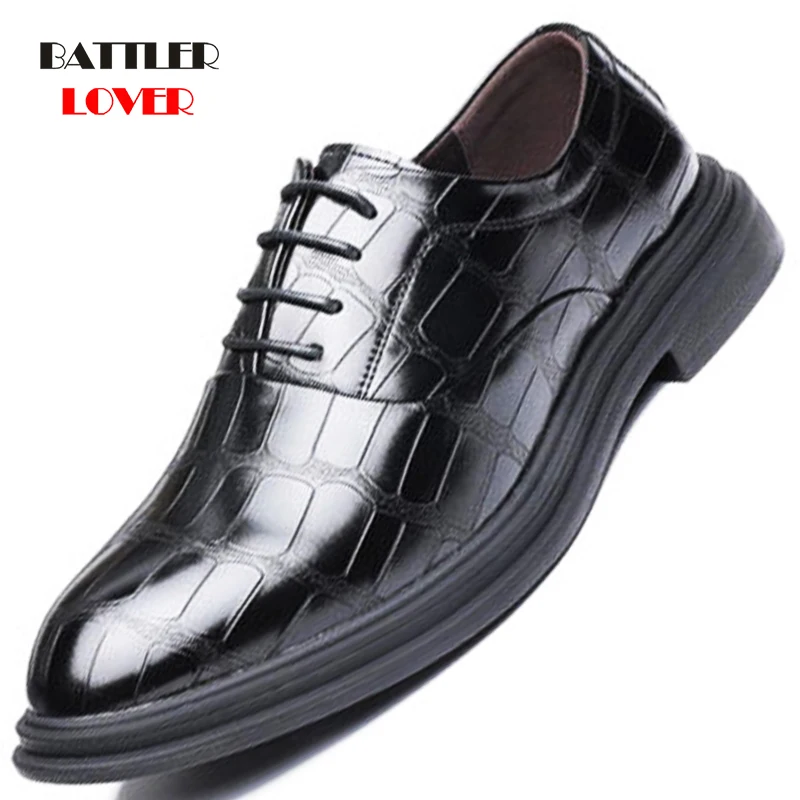 

New Men Dress Shoes Fashion Crocodile Pattern Solid Color Male Leather Shoes Casual Comfort Platform Mens Patent Leather Shoes