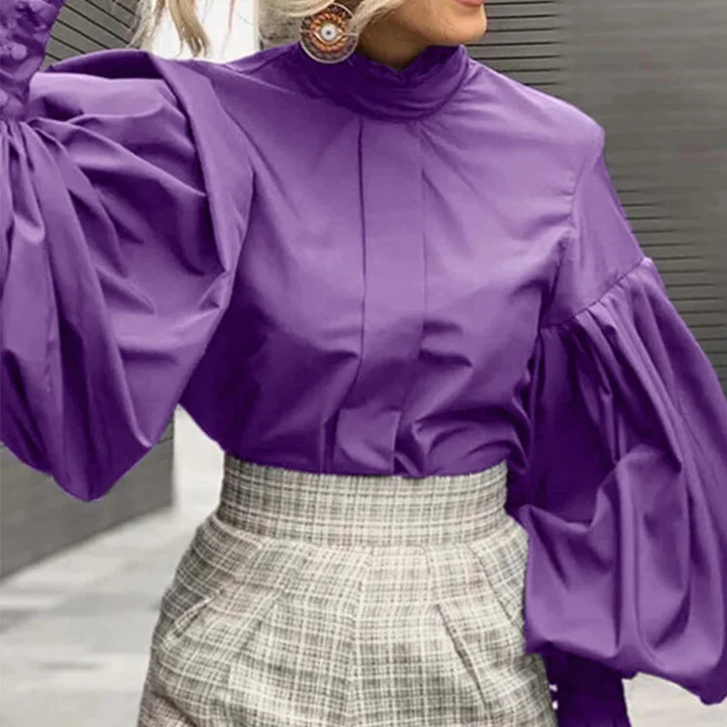 

Shirts & Blouses