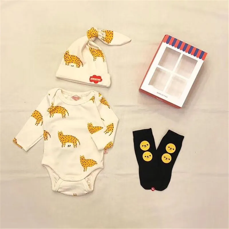 Корейский детский брендовый комбинезон с шапочкой; сезон осень-зима; Bebe De Pi*; Детский комбинезон для мальчиков и девочек; модные комплекты для новорожденных