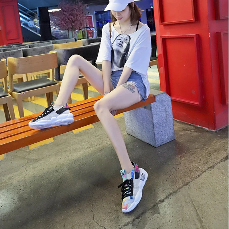 Женские дышащие кроссовки Flyknit; Повседневная обувь для бега и занятий теннисом; прогулочная обувь с высоким низким верхом