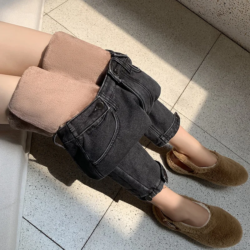 

2021 Winter Plush Warm Women High Waist Harem Jeans Lady Students Fleece Denim Dad Pants Female Thicken Straight Length Trousers