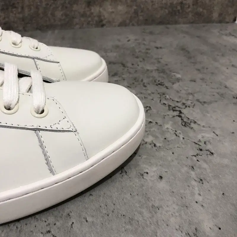 

New Arrival Fashion Men Women Casual Shoes Sneakers Shoes Top Quality Genuine Leather Bee Embroidered