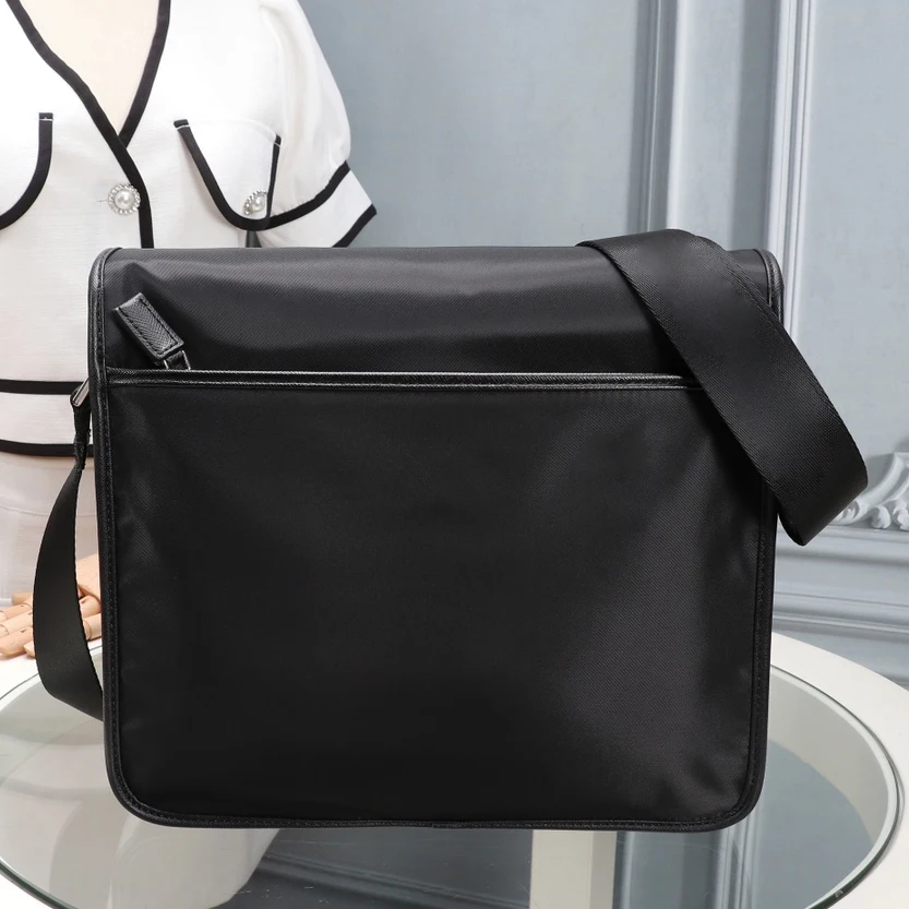 

Men's Briefcase Large Capacity School Bag Business Crossbody Bag Luxury Designer Laptop Bag Nylon Shoulder Bag