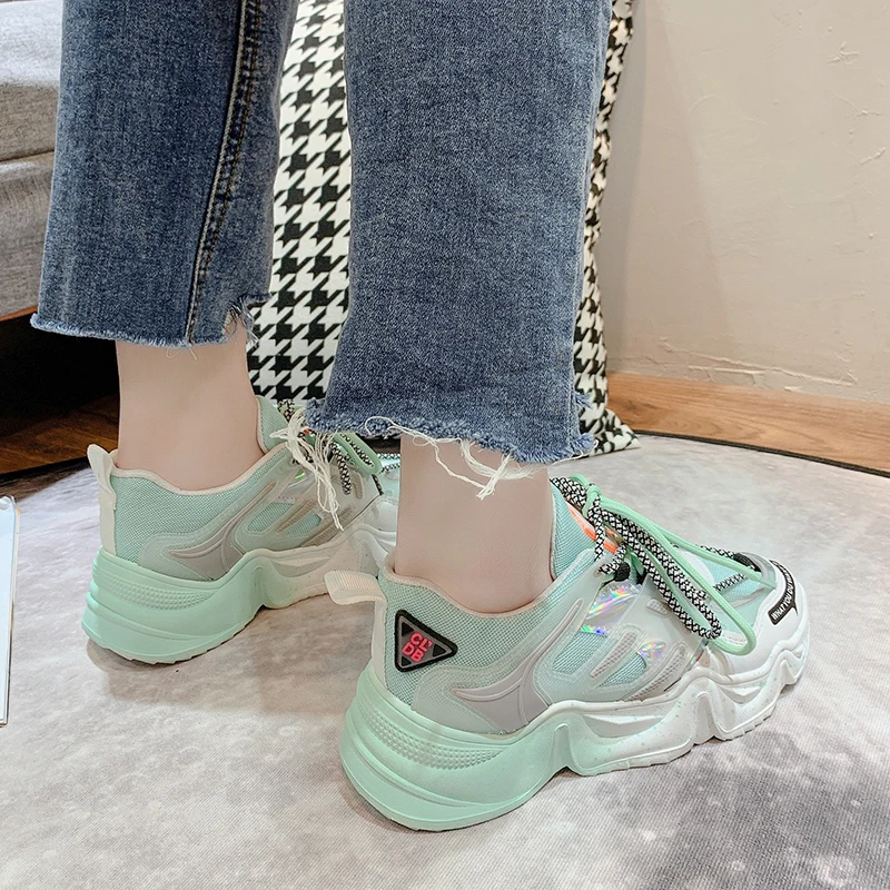 Женские массивные кроссовки модная новинка 2020 женская обувь на платформе