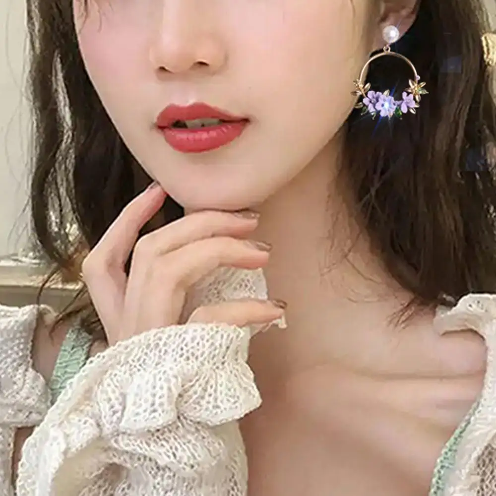 Серьги в Корейском стиле с цветами для женщин милые серьги из мягкой керамики и