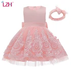 Детское кружевное платье с бантом и вышивкой