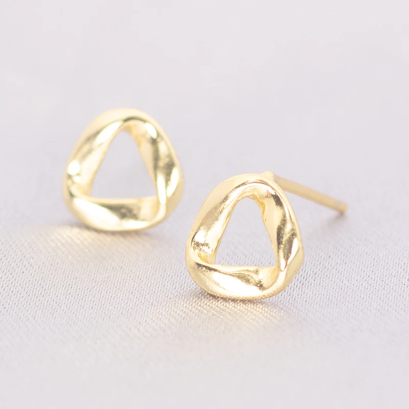 

925 Sterling Silver Pin Exquisite hollowed out love animal cartoon earrings, new year's gift