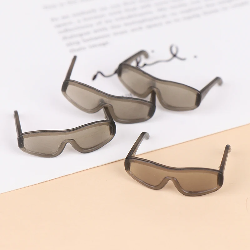 

1/2/5Pcs Fashion Doll Cool Glasses Sunglasses Retro Doll Glasses 30*20mm