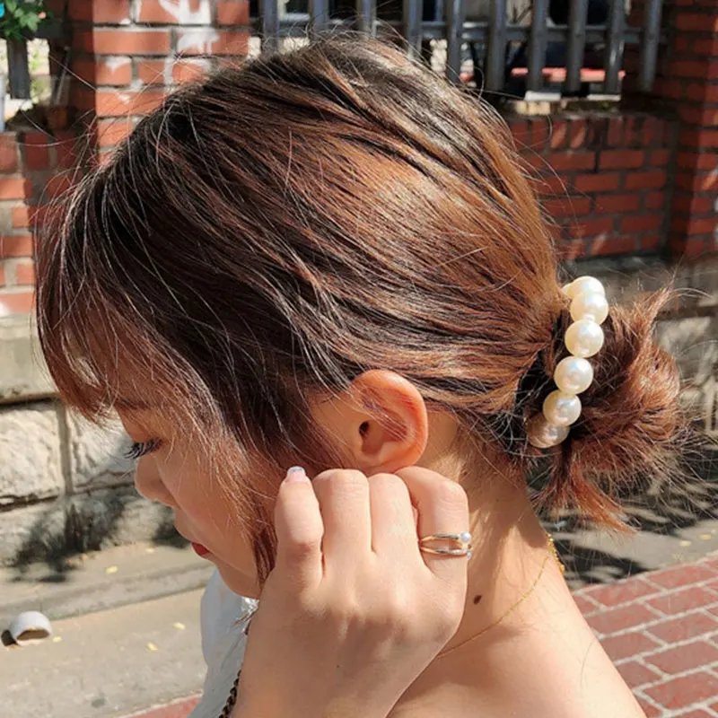 

Korean Romantic Pearl Scrunchie Ornament Hair Decoration Bracelet Women Girls Hair Rubber Bands Accessories Hair Rope Headdress