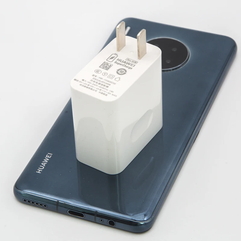 

Original Huawei USB Wall Charger Travel Supercharge Fast Charger Max 66W with 6A Cable Huawei mate40 30 p40 pro nova8 se P3010