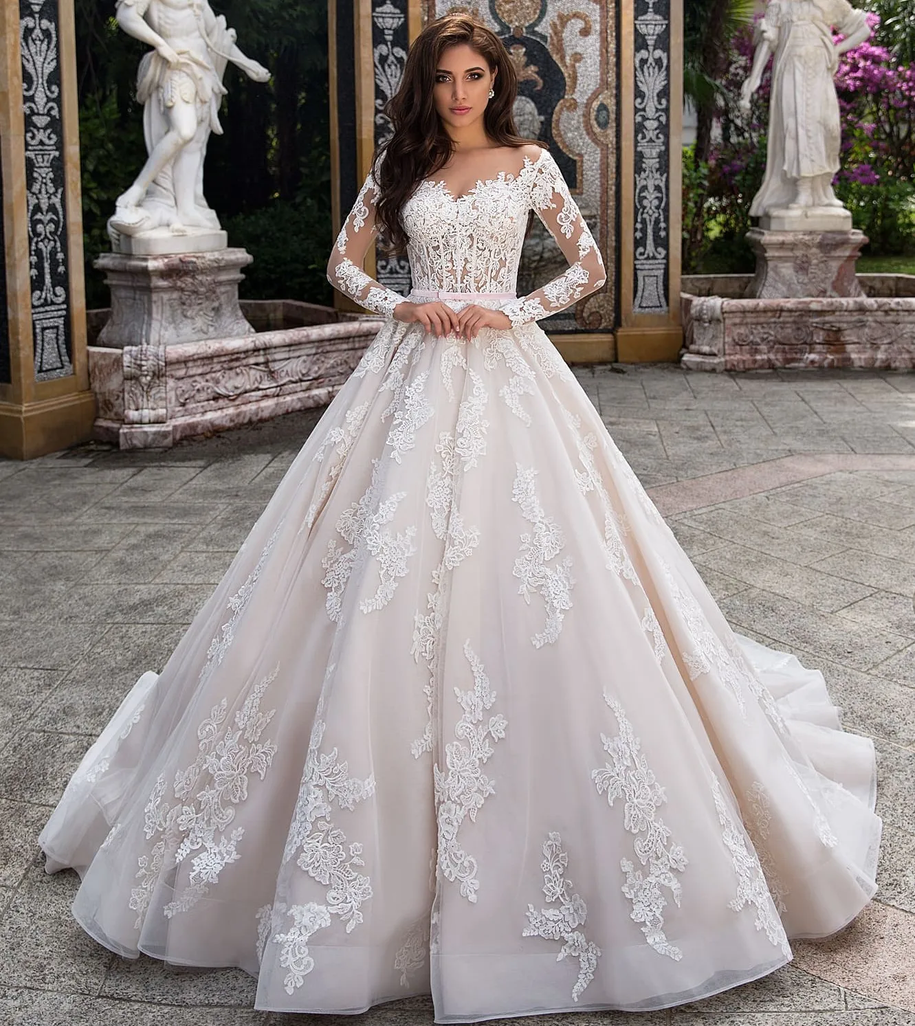 Свадебное платье с длинными рукавами 2019 кнопка назад аппликация для бального