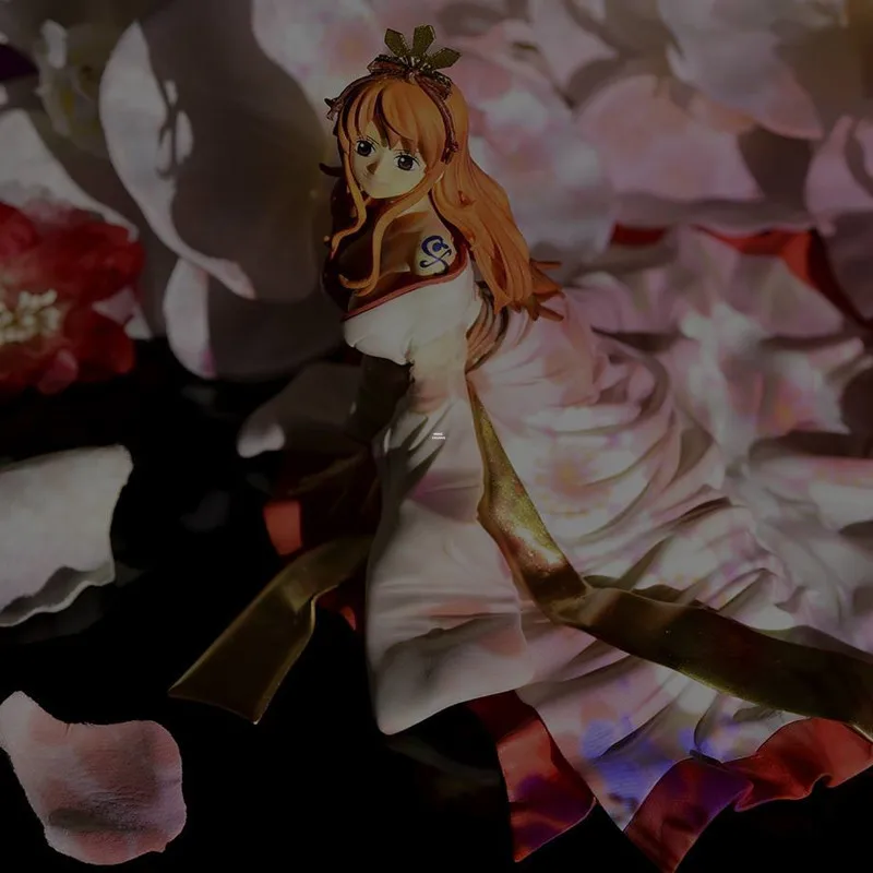 

3" Anime Sexy Figures One Piece Kimono Nami Thief Cat Charm Girl Golden Cat Sticker Original PVC Action Figure Toy BOX 9CM X777