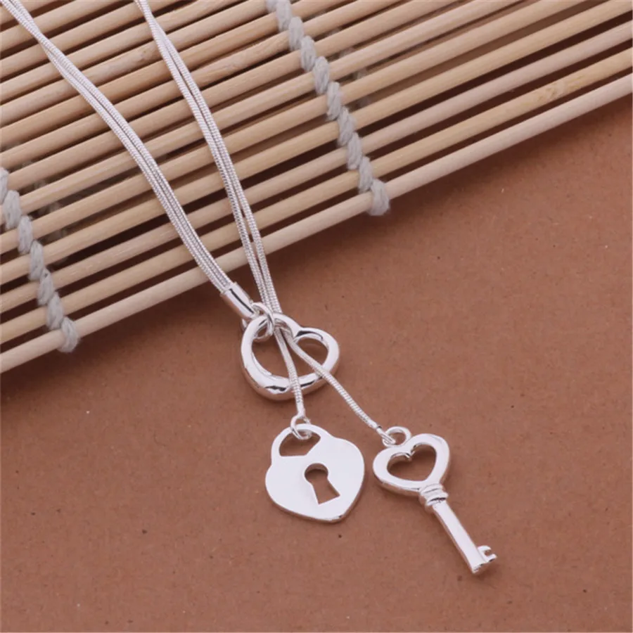

Promotional 925 Sterling silver charms high-quality jewelry exquisite fashion women classic necklace charms cute wedding