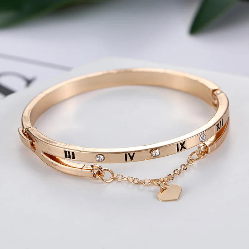 

Luxury Rose Gold Stainless Steel Bracelet Bracelet Love Cute Women's Charm Bracelet Gold Pendant Bracelet