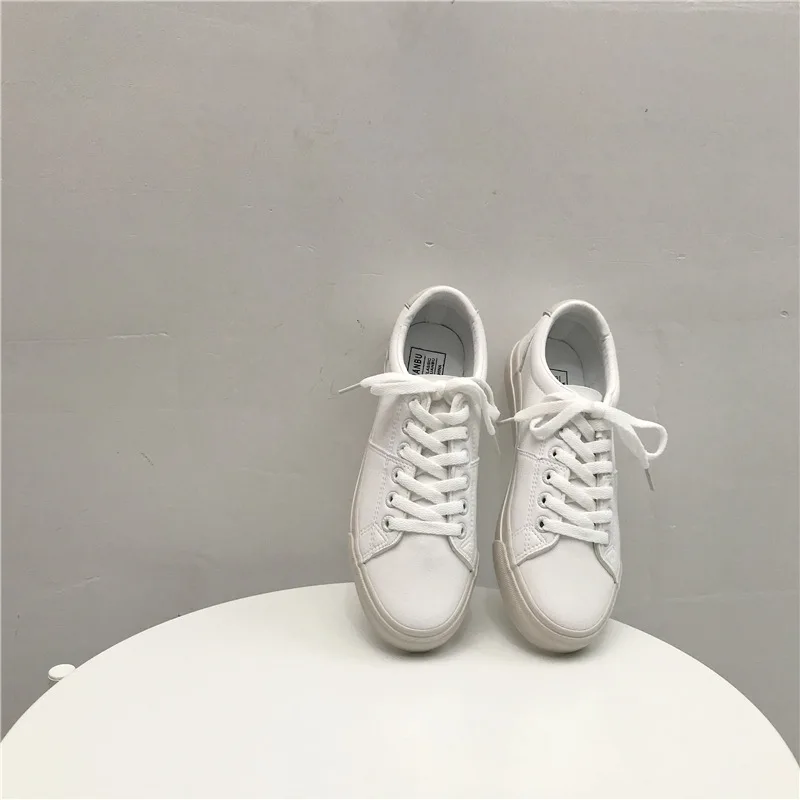 

2021 White Spring White Shoes Female Student Skateboard Shoes Low-Top Breathable Women's Fashion Shoes Flat Shoes