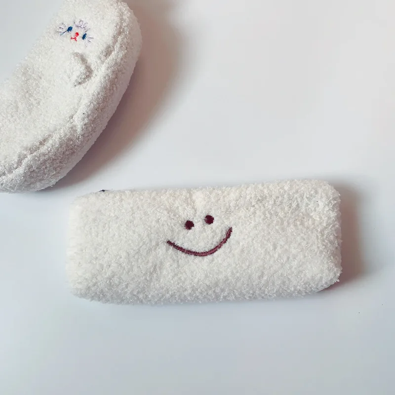 

Cute smiley embroidered pencil case plush simple fashion kawaii pencil bag stationery bag chool bag child supplies kids gift