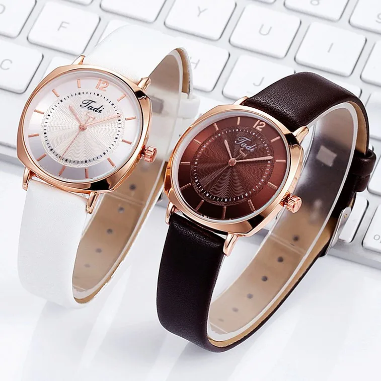 Часы женские кварцевые с кожаным ремешком 50 *|Женские наручные часы| |