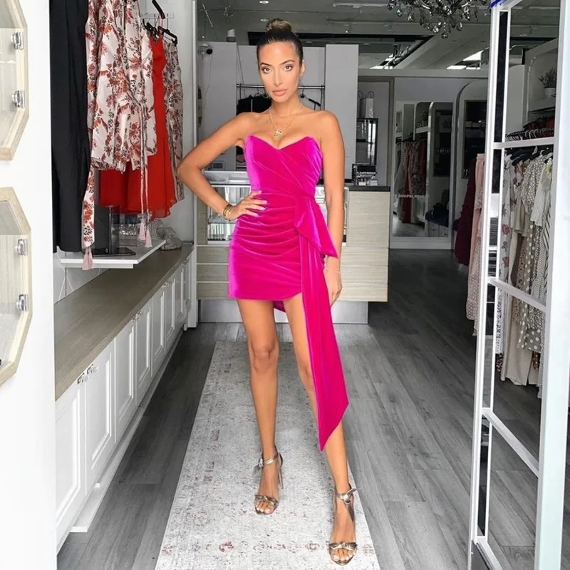 Золотое бархатное сексуальное облегающее платье без рукавов мини женское