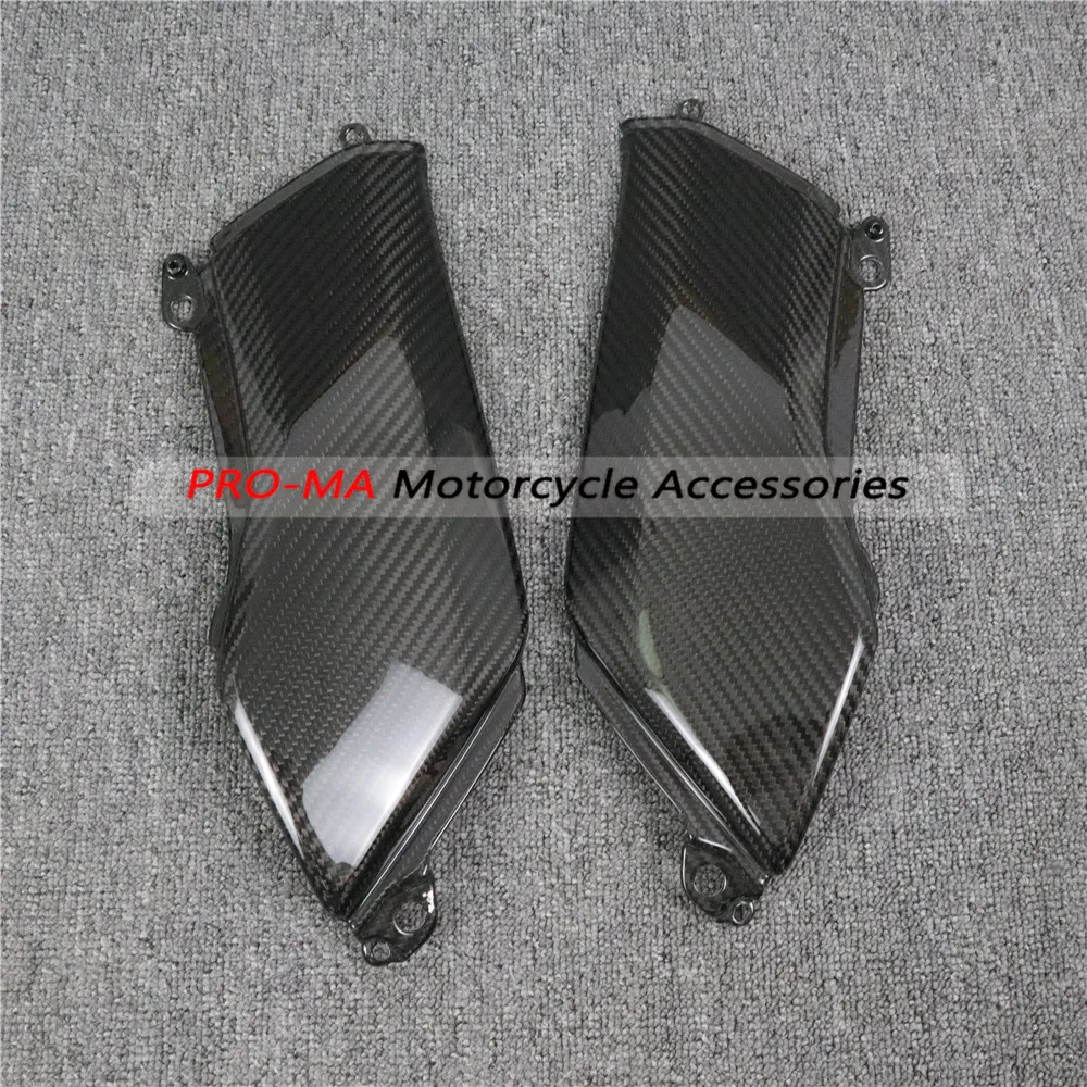 

Motorcycle Fuel Tank Side Panel in Carbon Fiber For Kawasaki Z900 2017+ Twill Glossy Weave