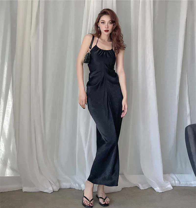 

Chic Sleeveless Halter Neck Black Ruched Dress Summer Women Casual Loose Plain Long Maxi Dress Backless Sundress