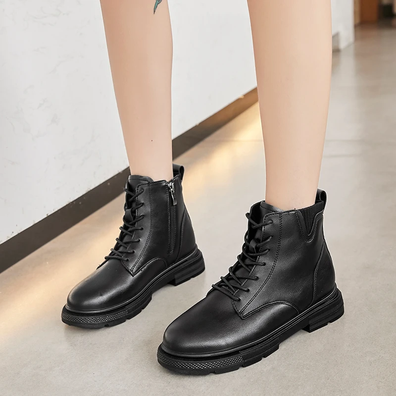 

Черные Ботинки Martin с плюшевой подкладкой, женская обувь, Зимние ботильоны с круглым носком, лаконичные стильные ботинки из искусственной ко...