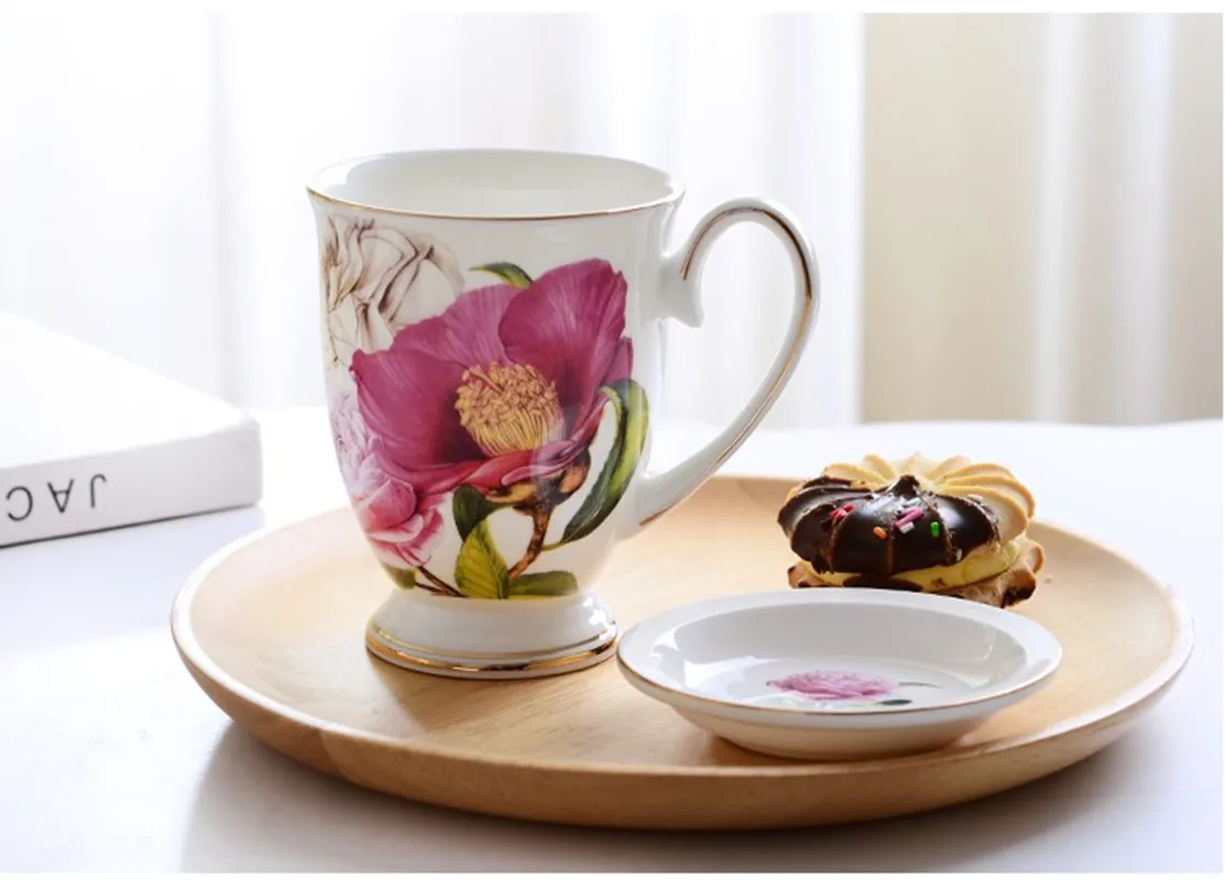 

300ML Bone China Coffee Cup European Coffee mug Christmas Gift Ceramic Tea Cup Milk Bowl Breakfast glass HouseholSingle Product