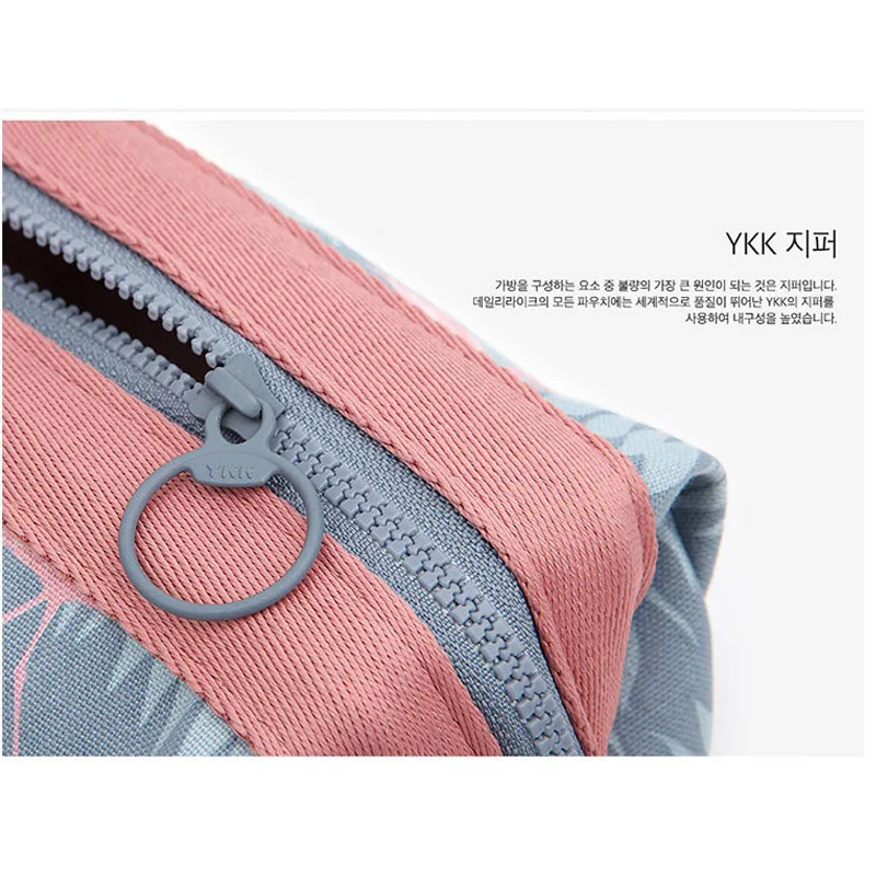 

Sample Cosmetic Bag Women Waterproof Flamingo Makeup Bags Travel Organizer Toiletry Kits Portable Makeup Bags Beautician