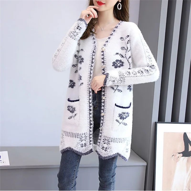 Женский жаккардовый кардиган средней длины трикотажный на пуговицах пальто для