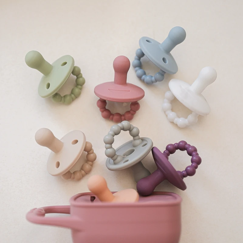 

Baby Silicone Pacifier Smile Face Soother Teether Food Grade Teething Chewing Supplies Comfort Teether Toys For Newborn Gift