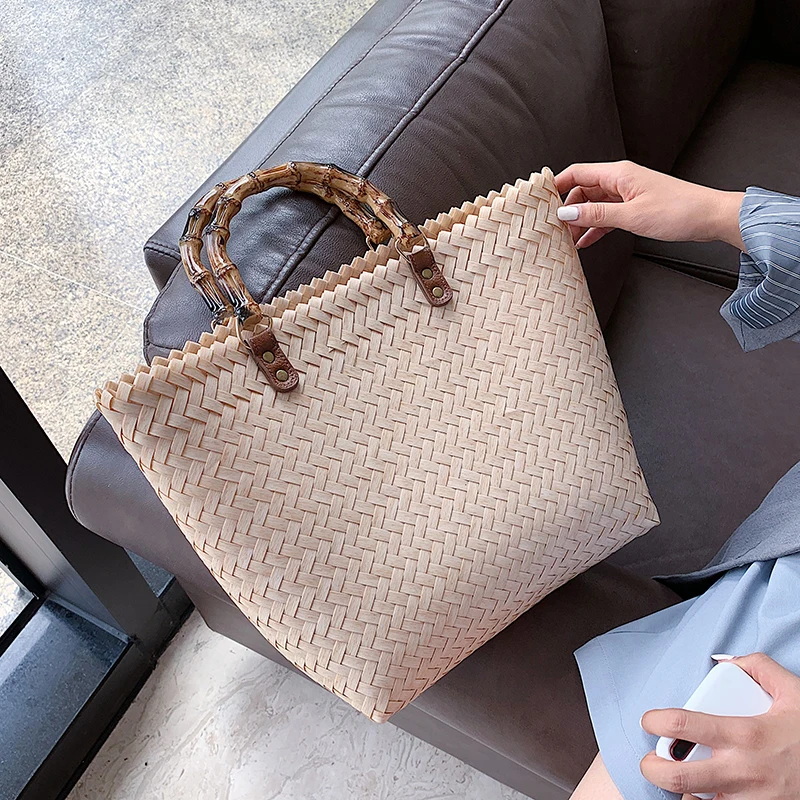 

Casual Rattan Women Handbags Bamboo Handle Wicker Woven Hand Bag Summer Beach Big Straw Bag Lady Large Totes Female Travel Sac