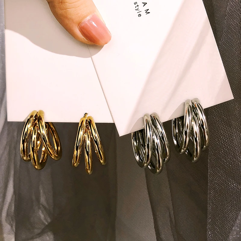 

Korean metal simple big hoop erarings for women geometry gold silver colour cute stud earring fashion jewelry 2020 wholesale