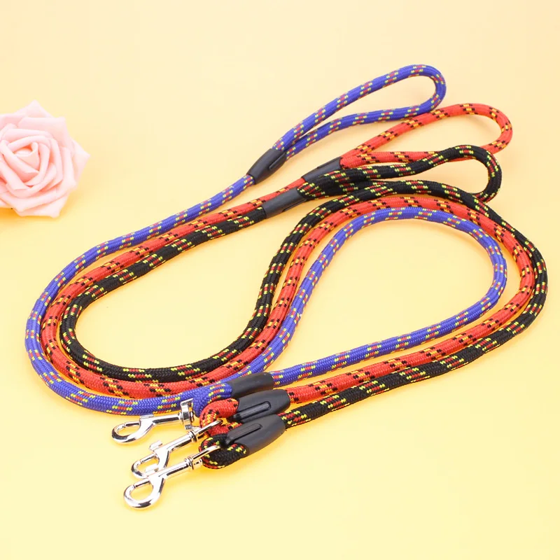 

Pet Leash Reflective Strong Dog Leash Long with Comfortable Padded Handle Heavy Duty Training Durable Nylon Rope Leashes