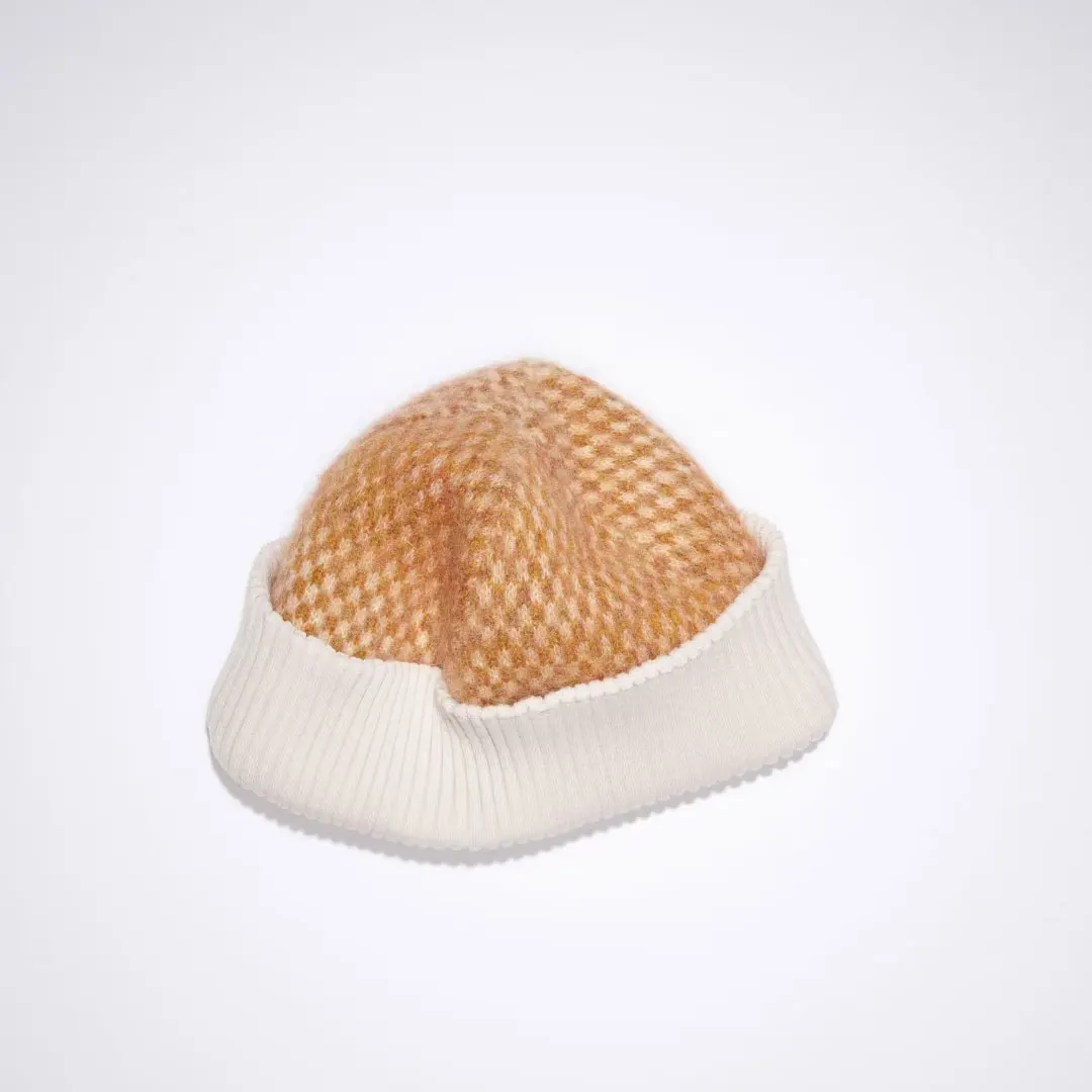 

Women knit hat top quality fashion wild casual lady hat Female keep warm hat Couple hats 2021 autumn winter new