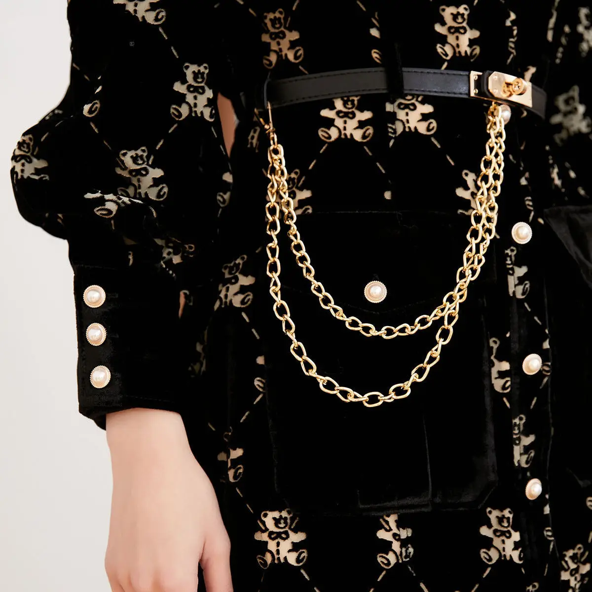 

2021 new fashion gold velvet bear print A- shaped waist slim short dress women
