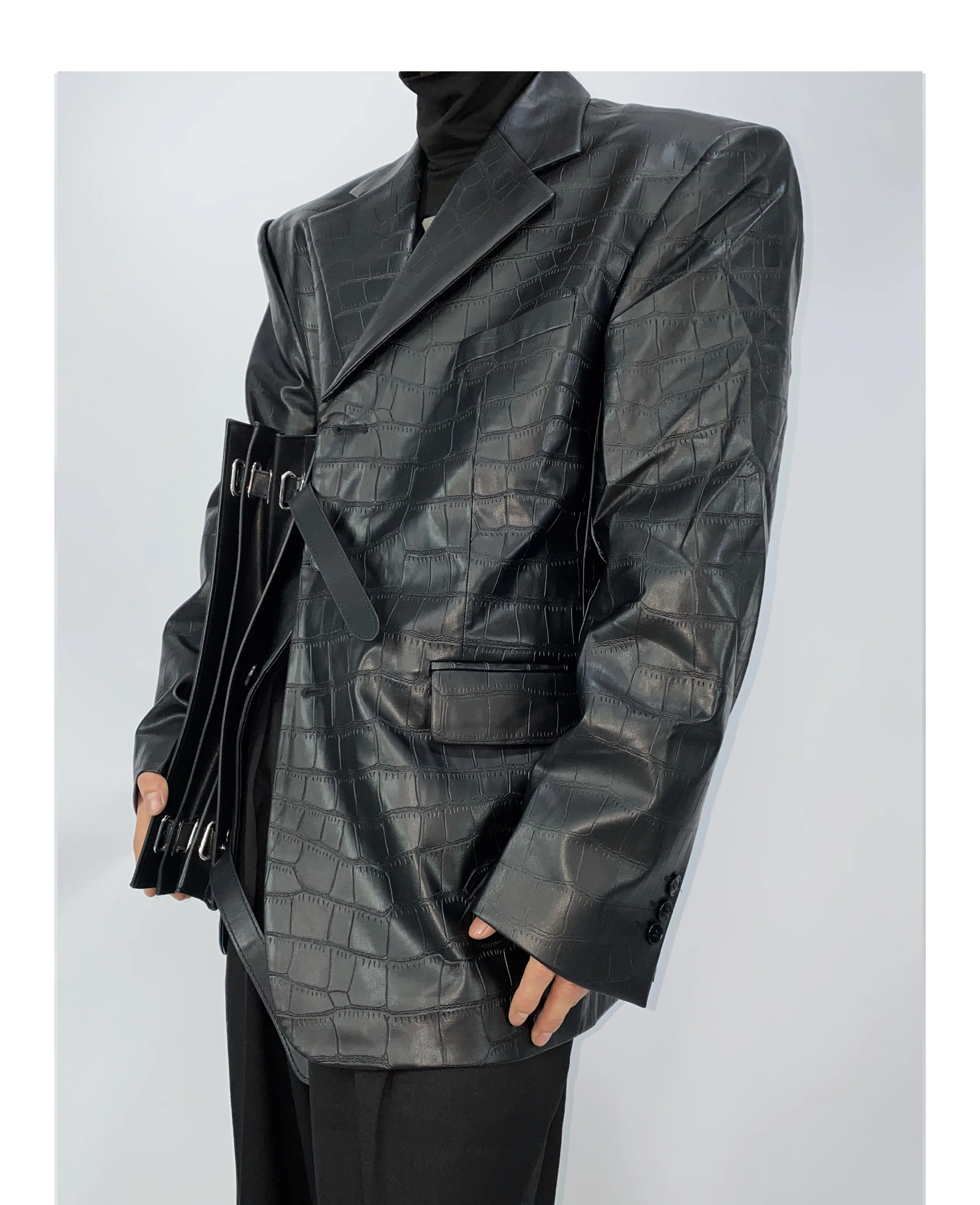 

Stylish Design Black PU Leather Men's Blazers Jacket Single Breasted Simple Crocodile Pattern Party Coat D40