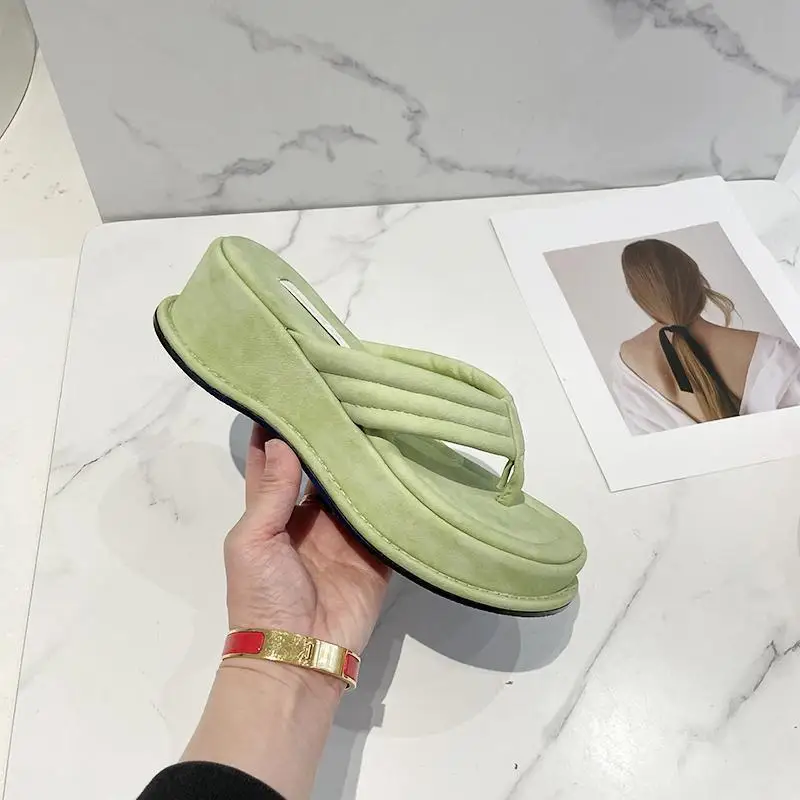 

Женские тапочки 2021 новые Босоножки с открытым носком женская обувь, на платформе; Шлепанцы на платформе; Женские пляжные вьетнамки; Дизайне...